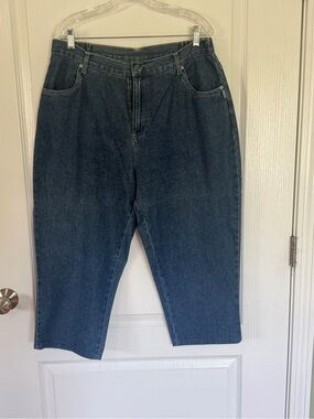 Women’s Relaxed Denim capris/crops, sz 16